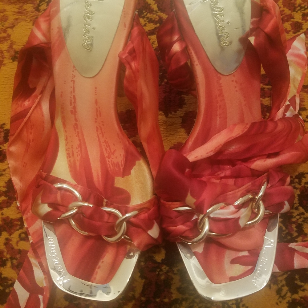 NWOT Heels